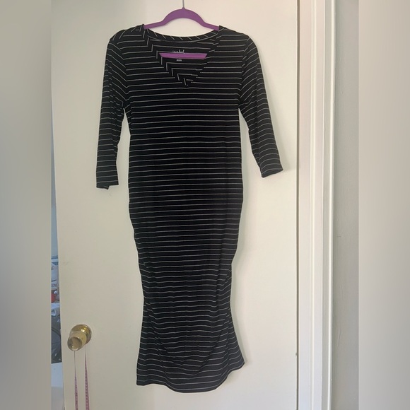 Isabel Maternity Black V-Neck Sheath Dress - Picture 1 of 5